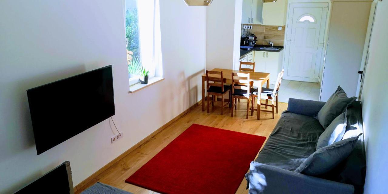 הרצגהאלום Arvalanyhaj Home Apartman מראה חיצוני תמונה